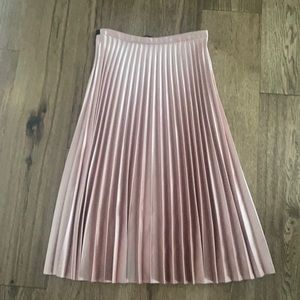 Zara Rose Gold Pleated Skirt